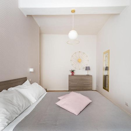 Famm Apartments - Charming And Cozy Flat At Pantheon Рим Экстерьер фото